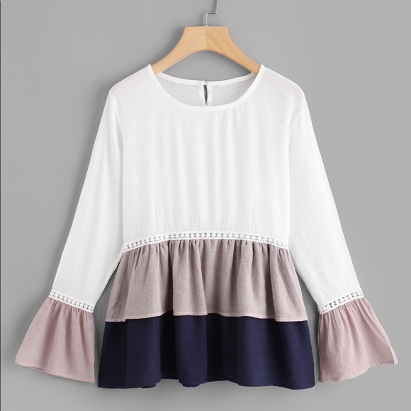 Tops - 🆕♥️➕Beautiful Purple Ombré tiered blouse